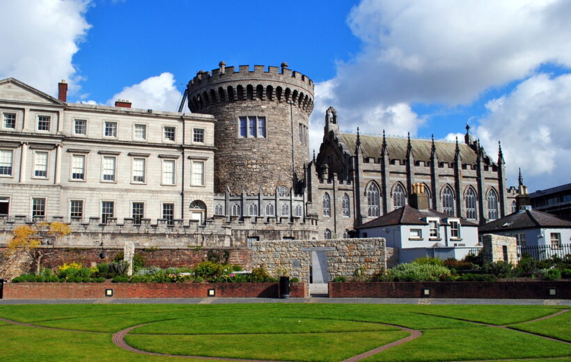 Easy Access Book of Kells & Dublin Castle Tour